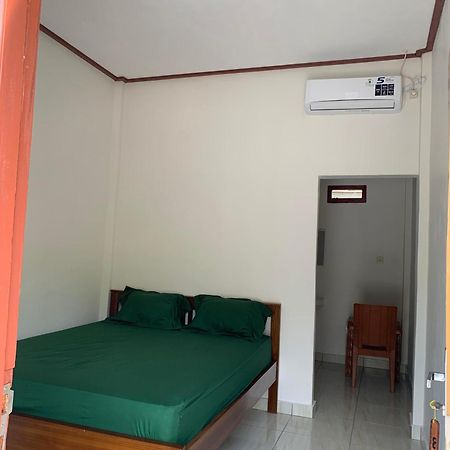 Bertus Guesthouse 라부안 바조 외부 사진