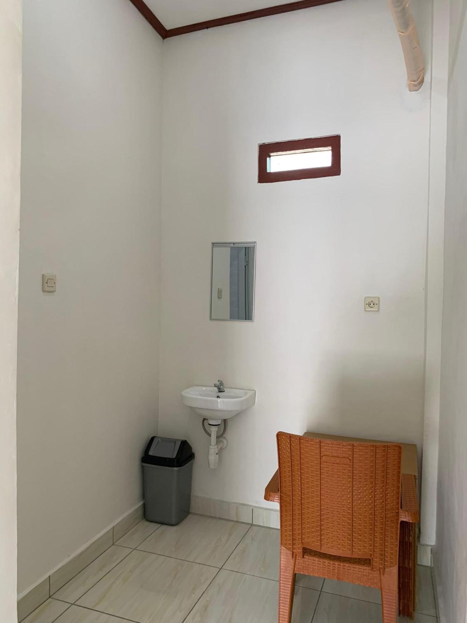 Bertus Guesthouse 라부안 바조 외부 사진